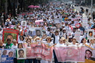 Madres buscadoras protestan en CDMX por reforma a Ley de Desapariciones