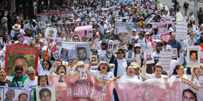 Madres buscadoras protestan en CDMX por reforma a Ley de Desapariciones